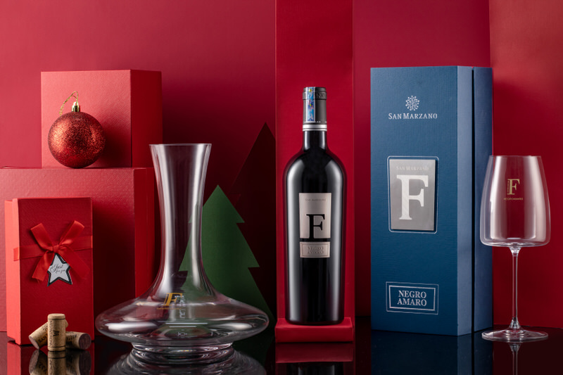 Rượu vang – Món quà Tết cho nhân viên đơn giản mà đầy tính trang trọng