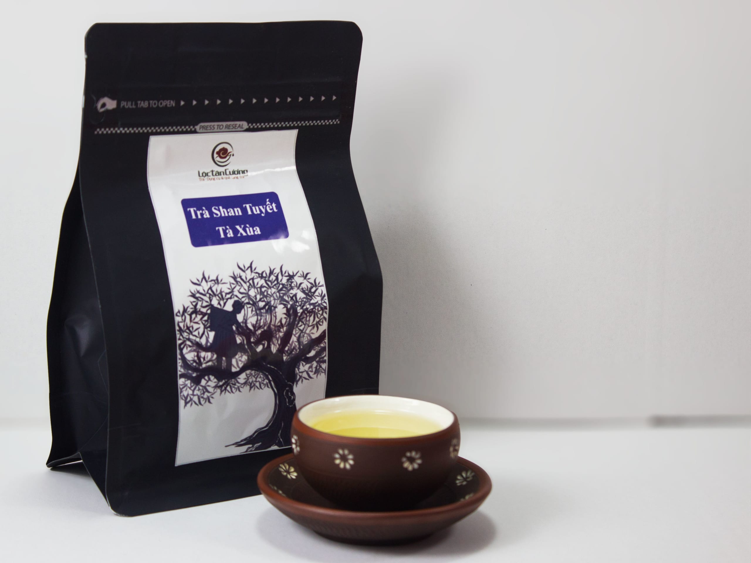 Tặng trà và bộ ấm trà - lựa chọn thích hợp cho sức khoẻ và gửi gắm tình cảm chân thành đến khách hàng